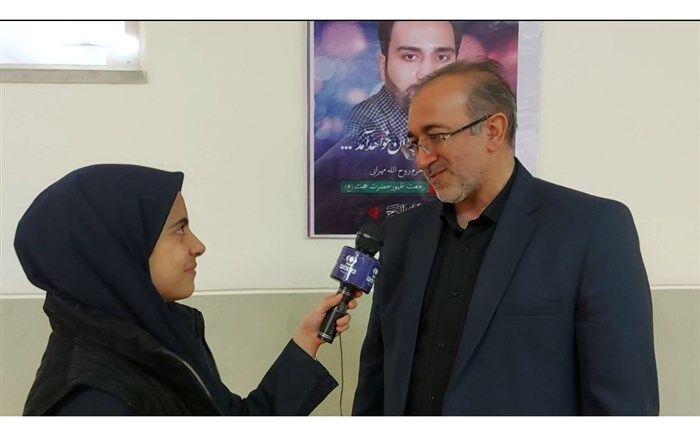 شهدای گمنام مهمان  دانش‌‌آموزان دبیرستان دخترانه فرهنگ اصفهان