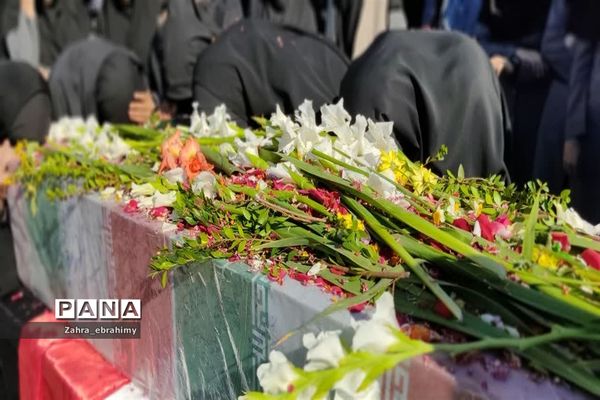 تشییع باشکوه پیکر مطهر شهید گمنام در مدارس شهرستان جهرم