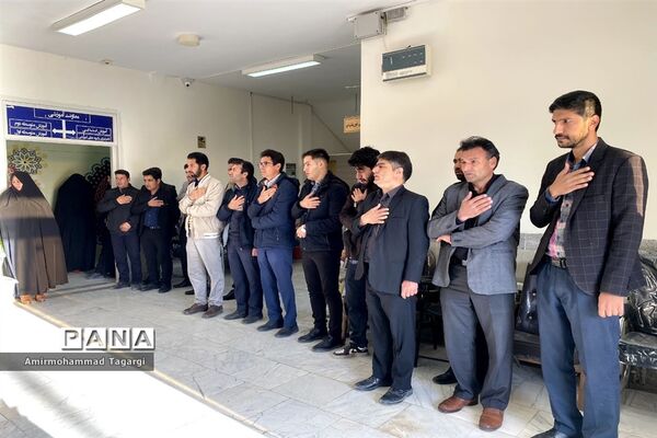 مراسم استقبال از پیکر شهید گمنام در مدارس پسرانه سطح شهرستان مه ولات