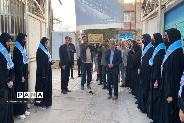 مراسم استقبال از پیکر شهید گمنام در مدارس پسرانه سطح شهرستان مه ولات