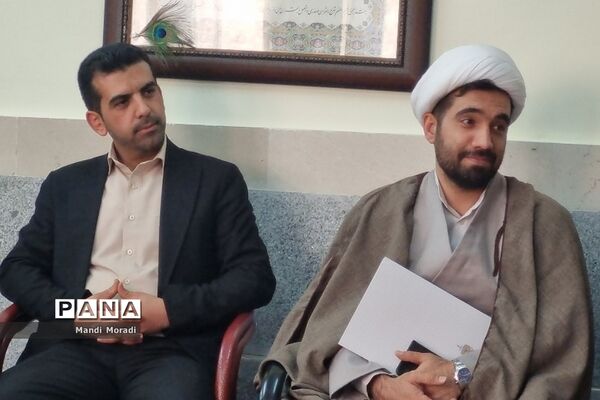 مراسم گرامیداشت هفته قرآن و عترت در مرکز دارالقرآن دماوند