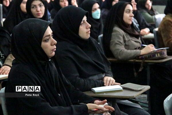 برگزاری طرح ملی تشرف در دبیرستان صدیقه طاهره(س) ناحیه یک شهرری