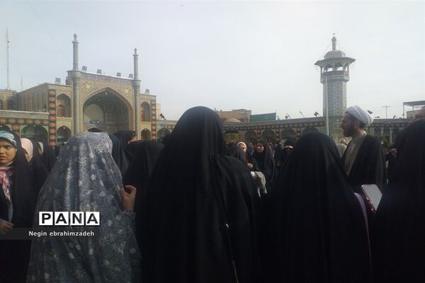 زیارت حرم حضرت معصومه(س) و مسجد جمکران توسط دانش‌آموزان شهرستان جاجرم