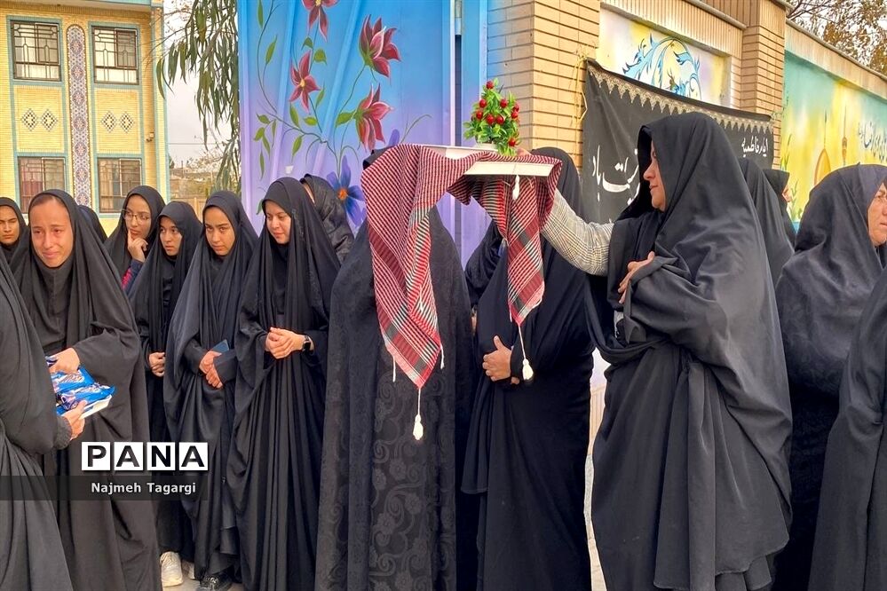 اعزام دانش‌آموزان مه‌ولات همراه با کاروان‌های دانش‌آموزی راهیان‌ نور