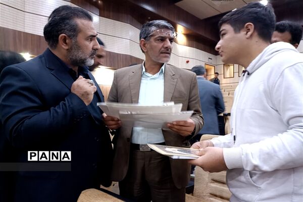 آیین تجلیل از پژوهشگران برتر و مدیران بازنشسته فرهنگی شهرستان قدس