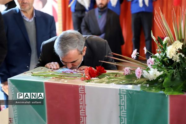 تشییع شهید گمنام در مدارس استان آذربایجان شرقی