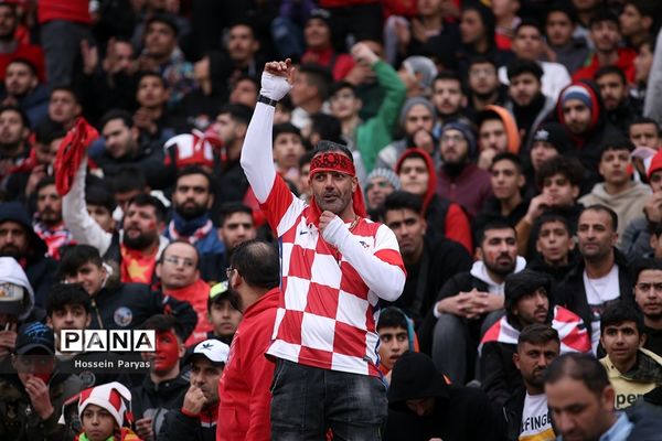 دیدار تیم‌های فوتبال استقلال و پرسپولیس