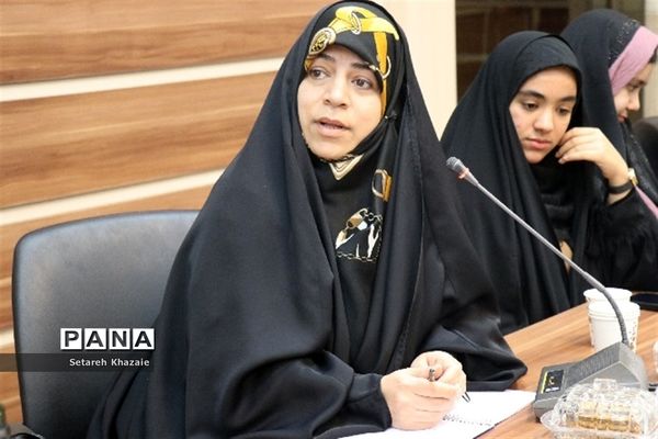 دوره تکمیلی تربیت تسهیل‌گر کتابخوانی نوجوان