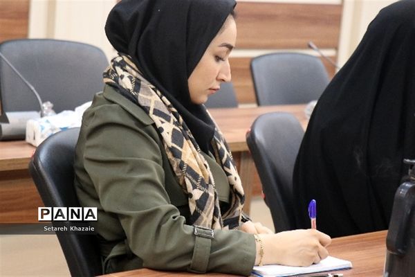 دوره تکمیلی تربیت تسهیل‌گر کتابخوانی نوجوان