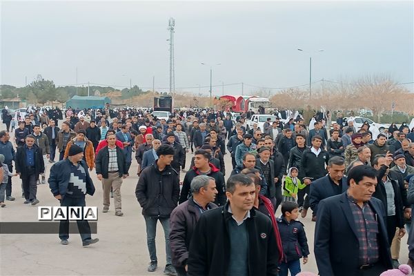 تشییع شهدای گمنام در شهرستان ورزنه