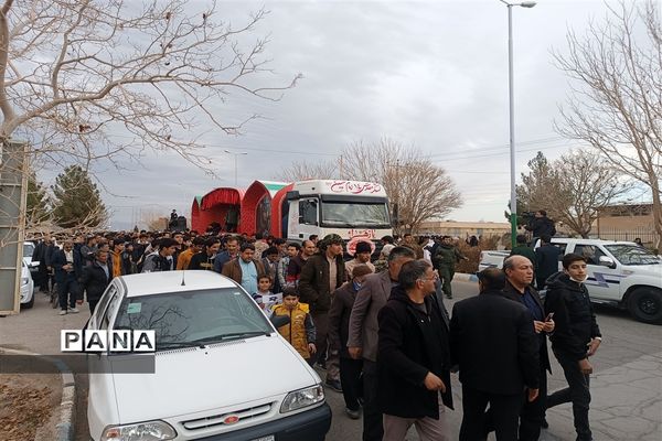 تشییع شهدای گمنام در شهرستان ورزنه