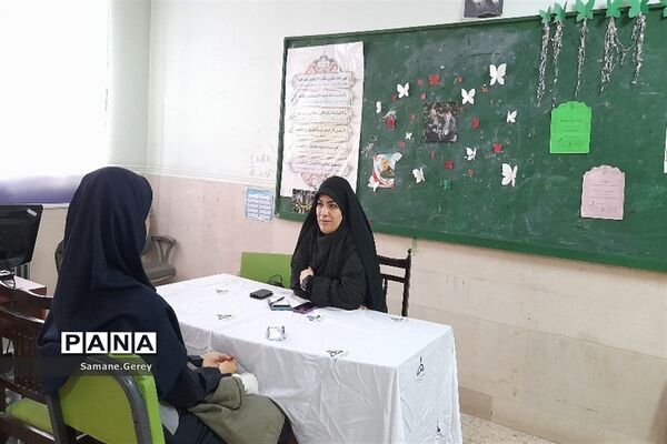 سومین اردوی جهادی درمان درسال تحصیلی جدید در دبیرستان بعثت