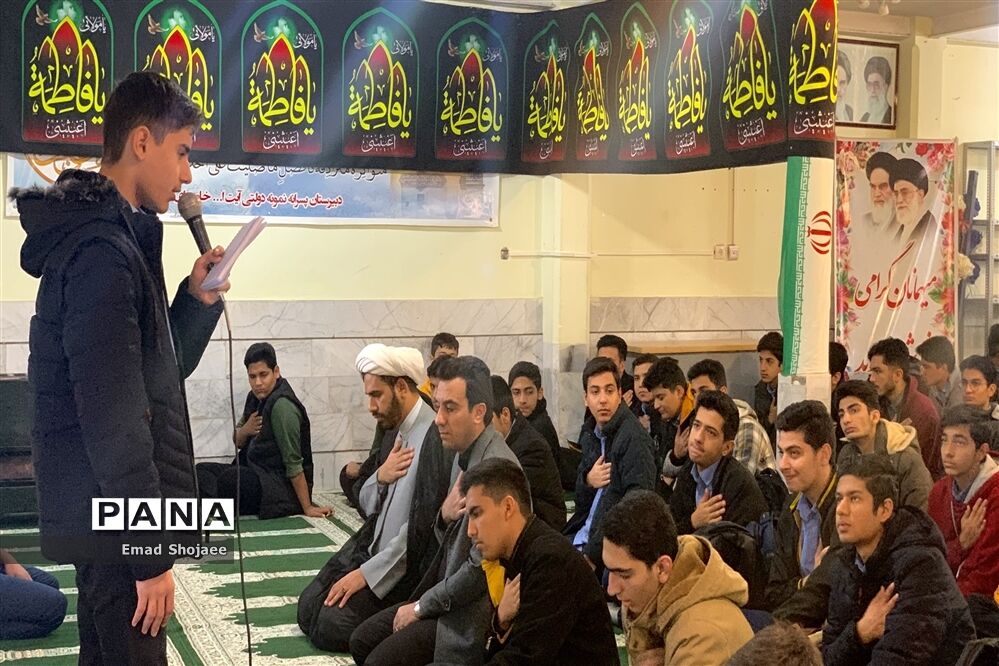 مراسم  عزاداری در دبیرستان نمونه آیت الله خامنه‌ای کاشمر