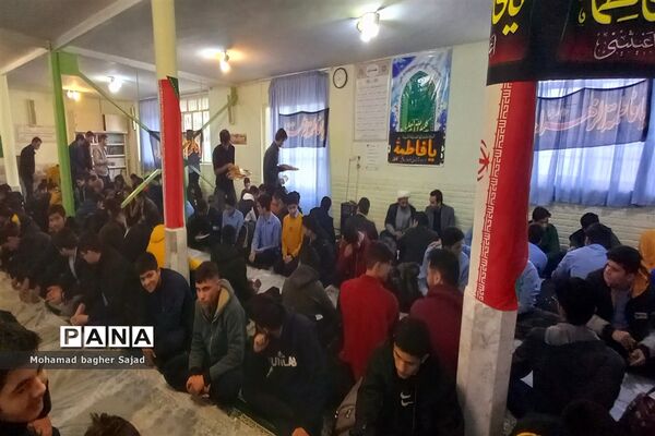 مراسم  عزاداری در دبیرستان نمونه آیت الله خامنه‌ای کاشمر