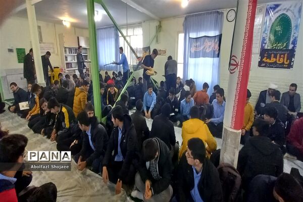 مراسم  عزاداری در دبیرستان نمونه آیت الله خامنه‌ای کاشمر