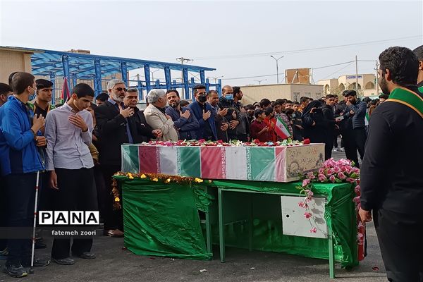 تشییع شهدای گمنام در مدارس سیستان و بلوچستان
