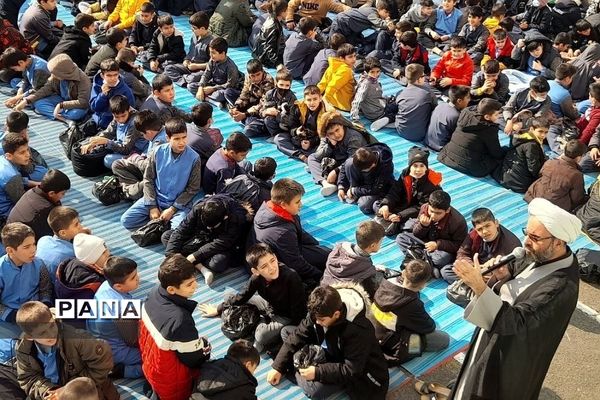 مراسم پرشور عزاداری شهادت حضرت فاطمه(س) در مدارس ناحیه یک شهرری