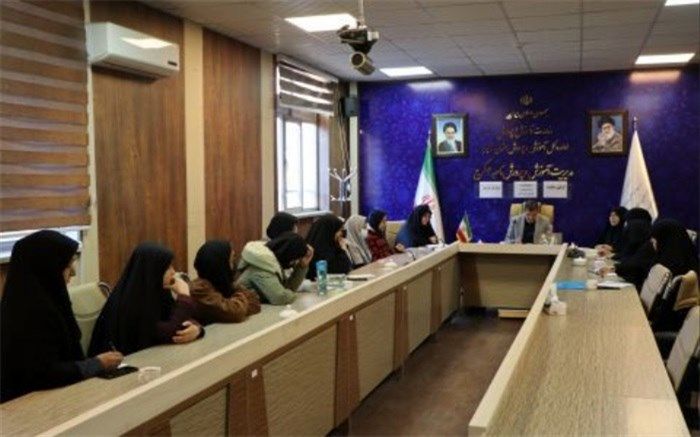 امروزه به مسئله روشنفکری در جامعه اهمیت زیادی داده شده است