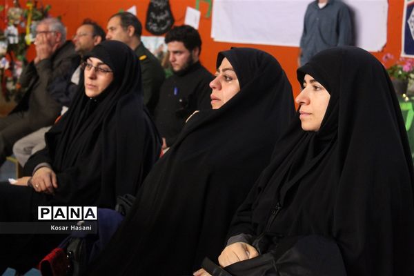 برگزاری مراسم استقبال از شهید گمنام در دبیرستان سمیه ناحیه ۲ تبریز