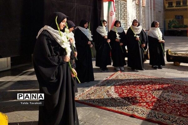 مراسم سوگواری به‌مناسبت شهادت حضرت زهرا سلام الله علیها و تشییع پیکر شهید گمنام در دبیرستان هوشیار