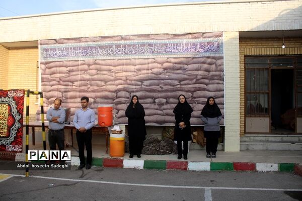 وداع با شهید گمنام  و زیارت عاشورا در دبیرستان متوسطه اول سمیه بوشهر