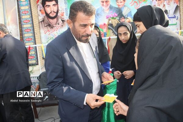 وداع با شهید گمنام  و زیارت عاشورا در دبیرستان متوسطه اول سمیه بوشهر