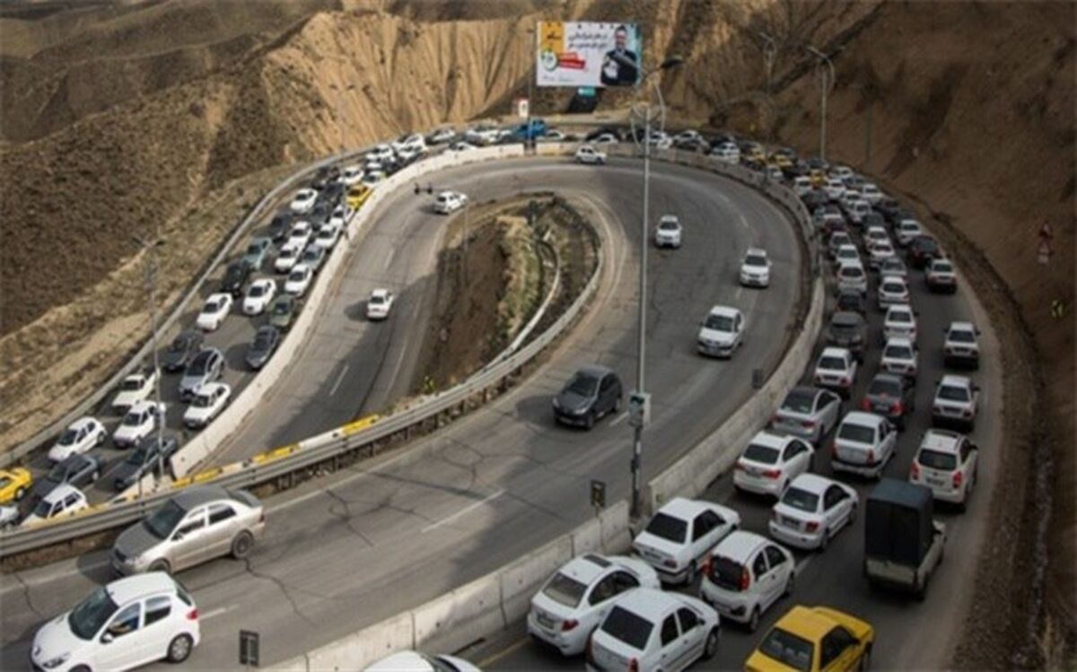 ترافیک در جاده هراز سنگین است