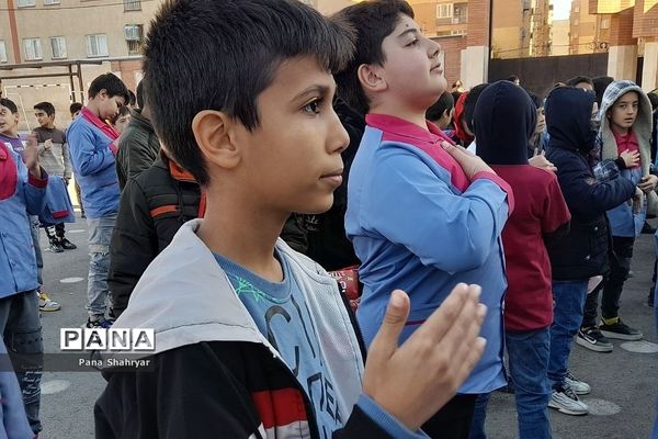 دانش‌آموزان عزادار فاطمی در شهریار