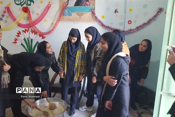 دانش‌آموزان عزادار فاطمی در شهریار