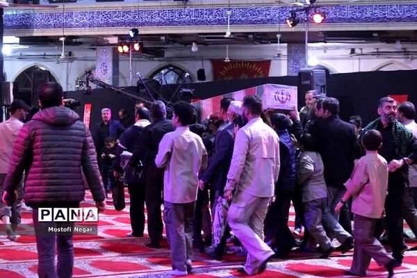 برگزاری مراسم وداع با شهید گمنام در مصلی اردکان