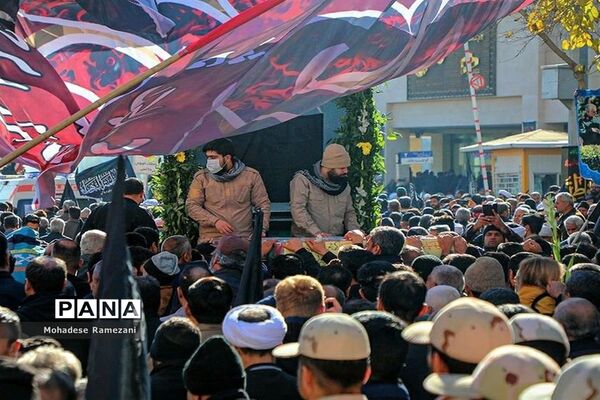 استقبال پرشور عاشقان فاطمی از کاروان شهدای گمنام
