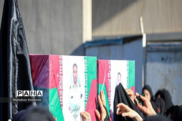 استقبال پرشور عاشقان فاطمی از کاروان شهدای گمنام