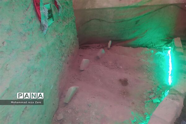 برپایی نمایشگاه یاس کبود به‌مناسبت شهادت حضرت زهرا (س)