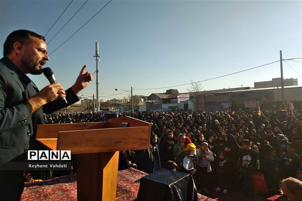 مراسم تشییع پیکر مطهر شهید گمنام همزمان با عزاداری به مناسبت شهادت حضرت فاطمه(س) در مشهد