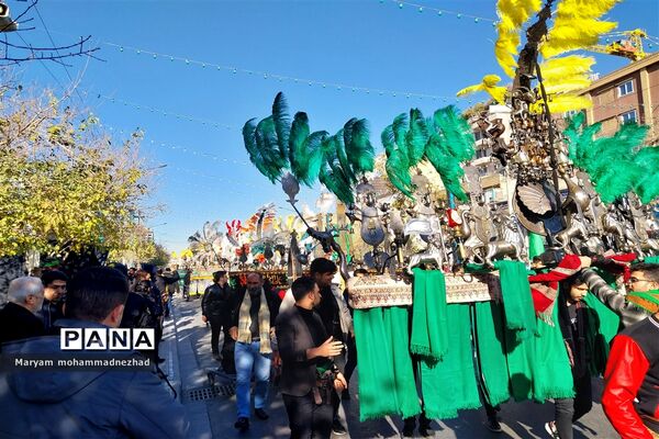 اجتماع عظیم عزاداران فاطمی همقدم با مادر