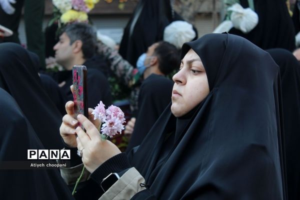 آیین تشییع پیکر مطهر ۱۱۰شهید والامقام گمنام دفاع مقدس در شهر تهران