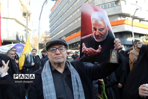 آیین تشییع پیکر مطهر ۱۱۰شهید والامقام گمنام دفاع مقدس در شهر تهران