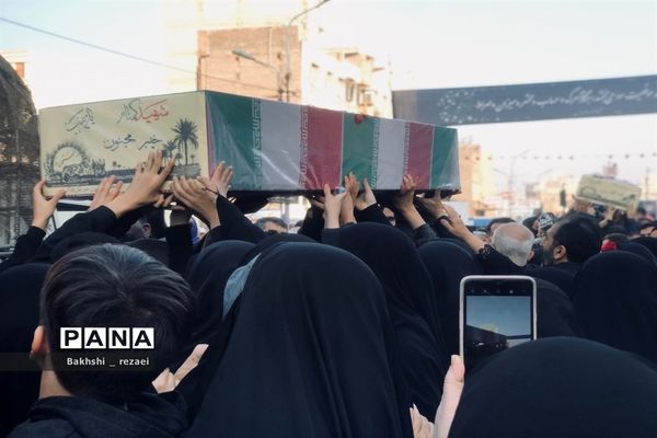 مراسم تشییع شهدای گمنام همزمان با سالروز  شهادت حضرت زهرا (س) در اهواز