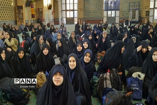 اعزام دانش‌آموزان منطقه ۱۴ به اردوی راهیان نور