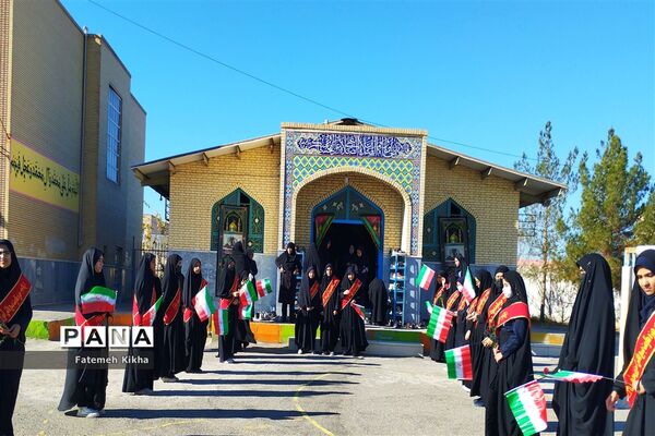 تشییع پیکر شهدای گمنام در مدارس