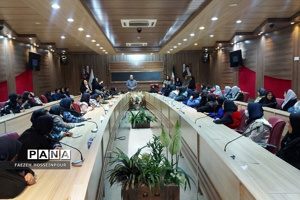 برگزاری کلاس‌های آموزشی در اردوی هفت سنگ شهرستان های استان تهران