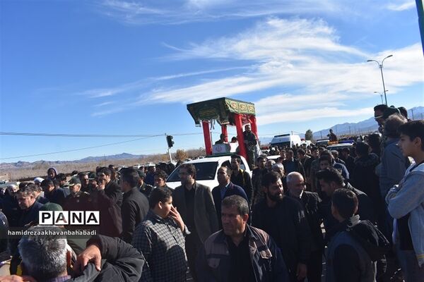 تشییع شهید گمنام در روستای احمد آباد بخش مرکزی بهاباد