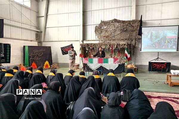 یادواره شهدا در دبیرستان حضرت خدیجه(س) قم
