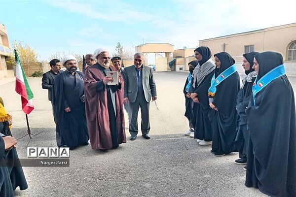 یادواره شهدا در دبیرستان حضرت خدیجه(س) قم