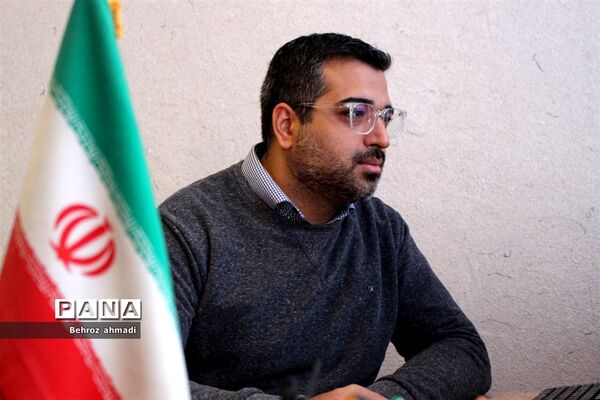 مراسم تجلیل از دانش‌آموز خبرنگاران پانا
