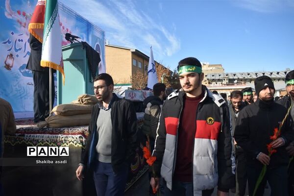 تشییع شهید گمنام در دانشگاه فرهنگیان کرمانشاه
