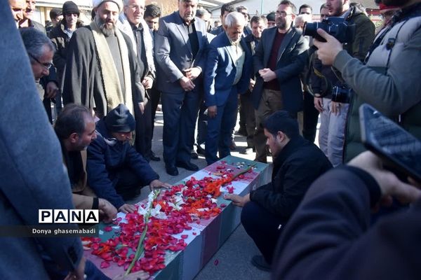 تشییع شهید گمنام در دانشگاه فرهنگیان کرمانشاه
