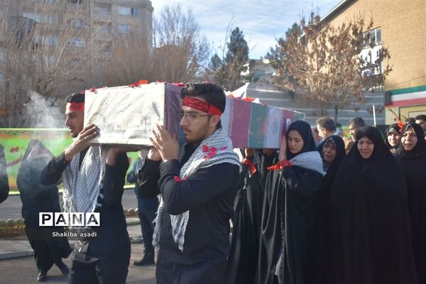 تشییع شهید گمنام در دانشگاه فرهنگیان کرمانشاه