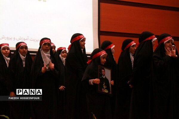 نشست هم‌اندیشی معاونان و مربیان پرورشی در بهارستان۲