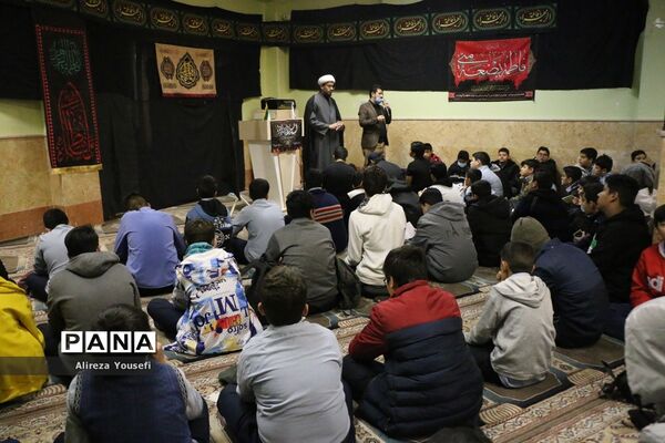مراسم هیات دانش‌آموزان دبیرستان گوهرتاج ترابی زاده قم